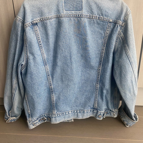 ** SOLD!! ** LEVI'S DENIM JACKET - VINTAGE - Picture 4 of 4
